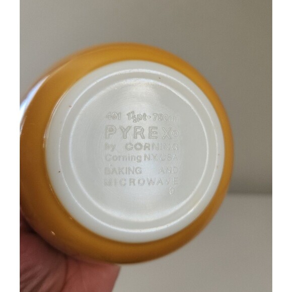 VTG PYREX MCM KITSCH BUTTERFLY GOLD #401 SMALL NESTING MIXING BOWL 1.5qt 750 ml - Picture 4 of 6